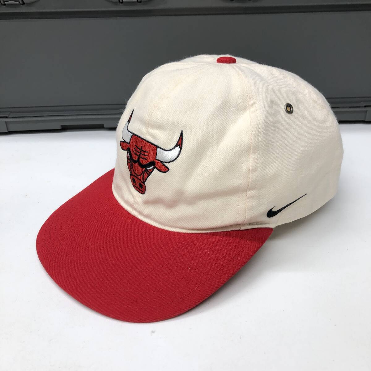 90s 銀タグ NIKE ナイキ 6パネルキャップ シカゴブルズ BULLS 90s 銀タグ NIKE ナイキ 6パネルキャップ シカゴブルズ BULLS