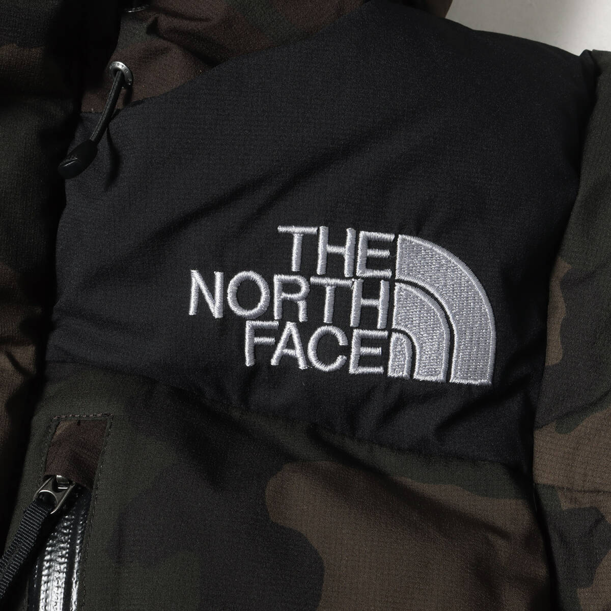 THE NORTH FACE ノースフェイス GORE WINDSTOPPER 迷彩 バルトロライト ダウンジャケット (Novelty Baltro Light Jacket) S