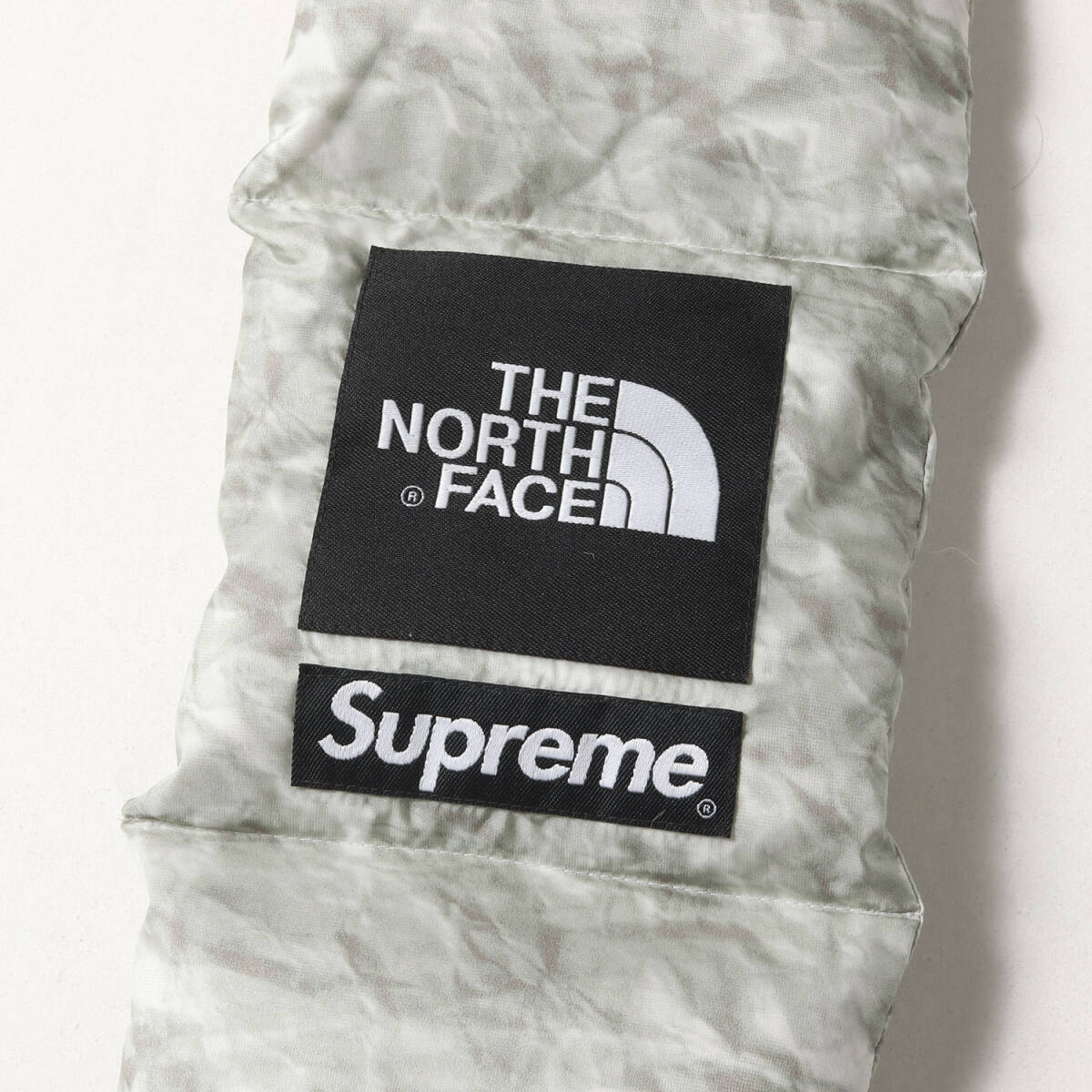 Supreme シュプリーム 19AW THE NORTH FACE ペーパープリント柄 ダウンスカーフ / マフラー (Paper Print 700-Fill Down Scarf) ペーパー