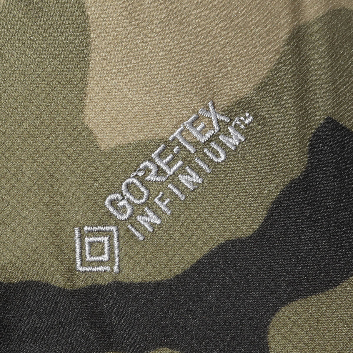 THE NORTH FACE GORE-TEX INFINIUM ウッドランドカモ バルトロ ライト ダウンジャケット (Novelty Baltro Light Jacket) M