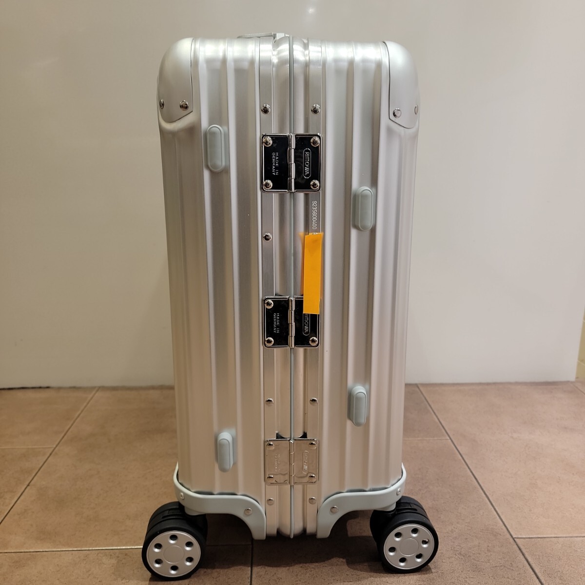 Bibian 比比昂- 新品未使用リモワ45L 希少廃盤旧型4輪トパーズ Bibian 比比昂- 新品未使用リモワ45L 希少廃盤旧型4輪トパーズ