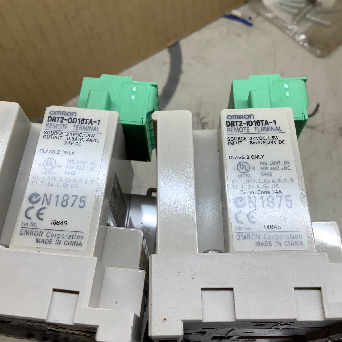 オムロン (リモート TERMINAL)DRT2ー1D16TとDRT2ー0D16T)中古品 オムロン (リモート TERMINAL)DRT2ー1D16TとDRT2ー0D16T)中古品