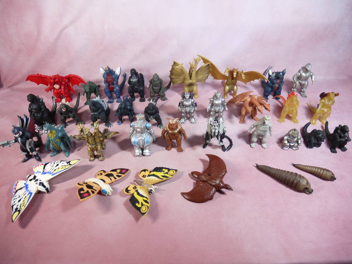 ハイパーゴジラ　ミニバトルGなど　ゴジラ　キングギドラ　メカゴジラ　モスラ　東宝怪獣　　ミニソフビフィギュア　35体セット
