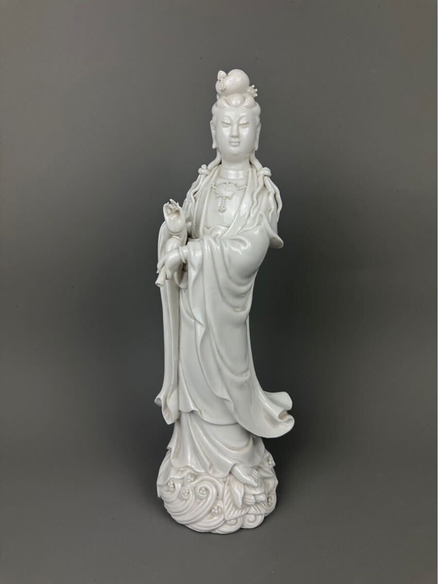 白磁 観音菩薩 立像 高さ約33cm 時代物 仏教美術 置物 陶磁器 アンティーク 時代物