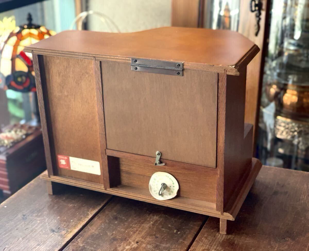 レトロ】 ジュエリーボックス 木製 オルゴール付き 宝石箱 レトロ】 ジュエリーボックス 木製 オルゴール付き 宝石箱