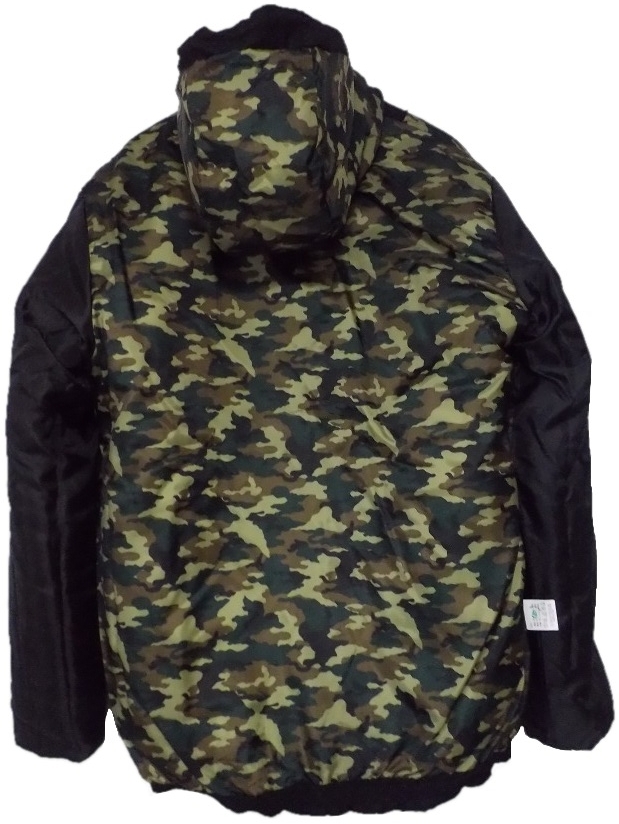 新品 クイックシルバー 中綿フーテッド ジャケット 内側迷彩