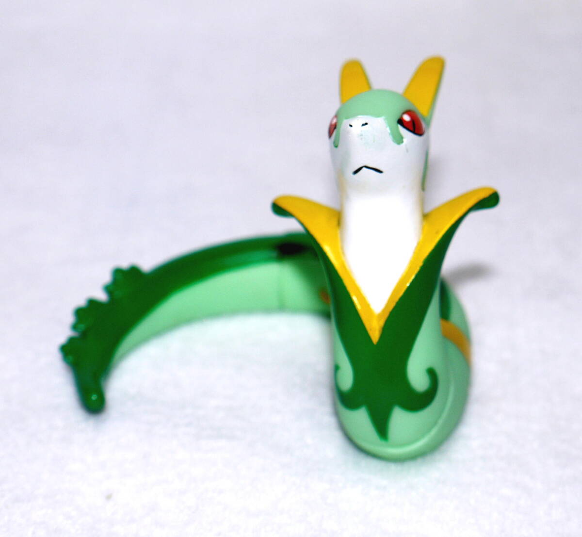 ポケモン BANDAI フュギア　ジャローダ　2010