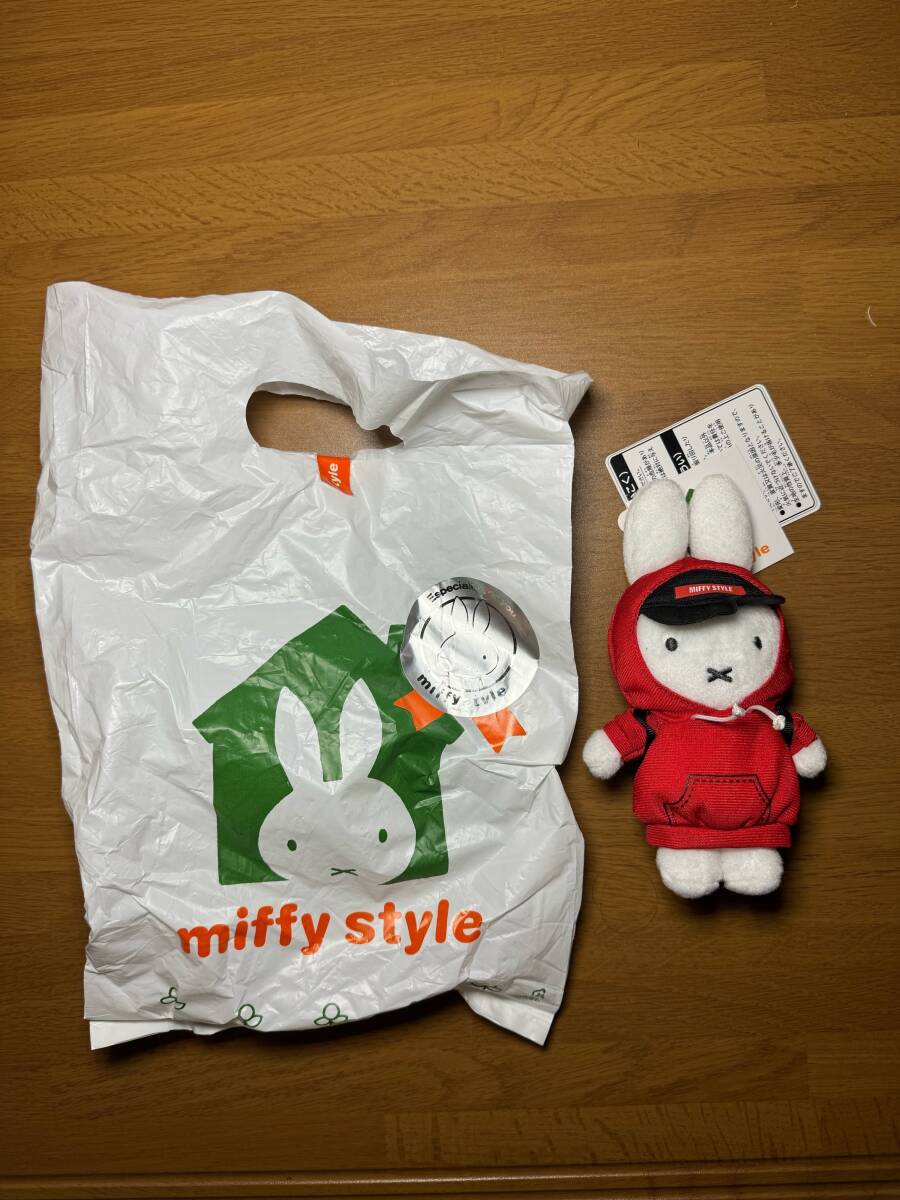 ミッフィ ミッフィースタイル限定 Miffy スケボー マスコットキーチェーン