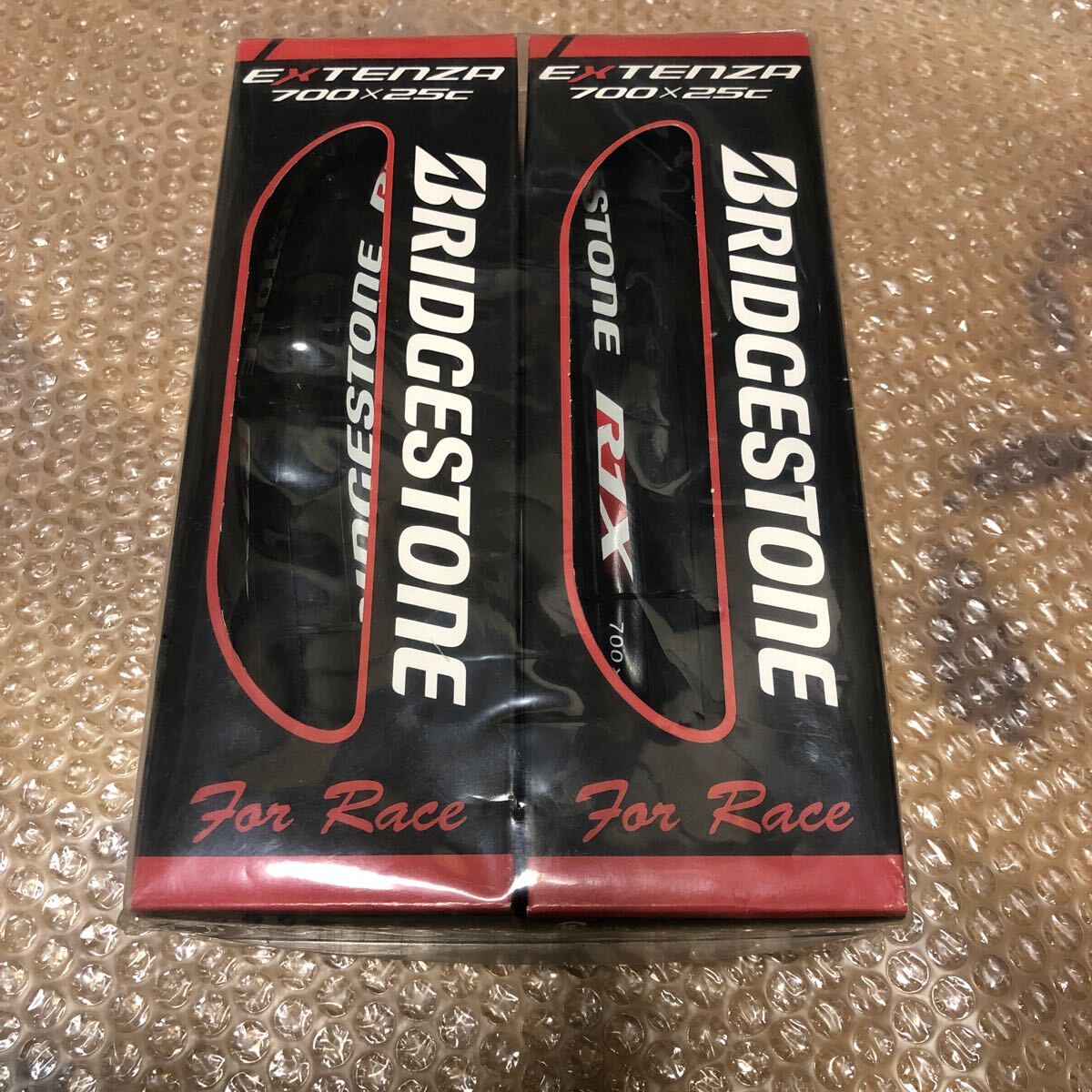6300円 2本セット CORSA RACE 25mm(箱は折り畳んで発送致します 6300円 2本セット CORSA RACE 25mm(箱は折り畳んで発送致します