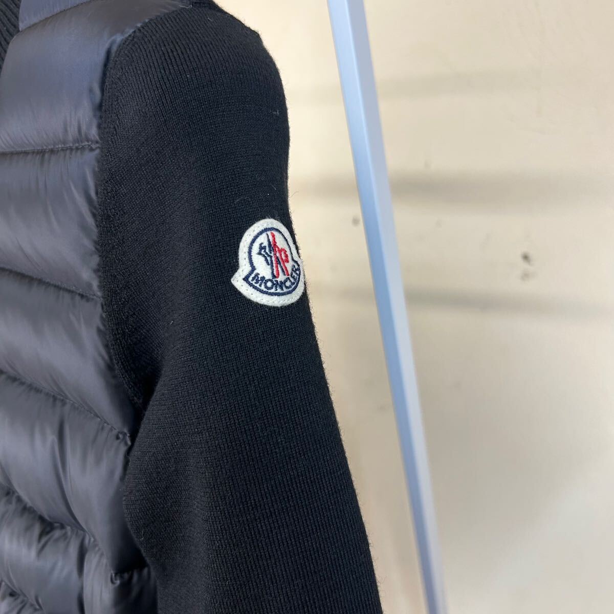 極美品】【レア】 MONCLER モンクレールハイブリッドダウン 極美品】【レア】 MONCLER モンクレールハイブリッドダウン
