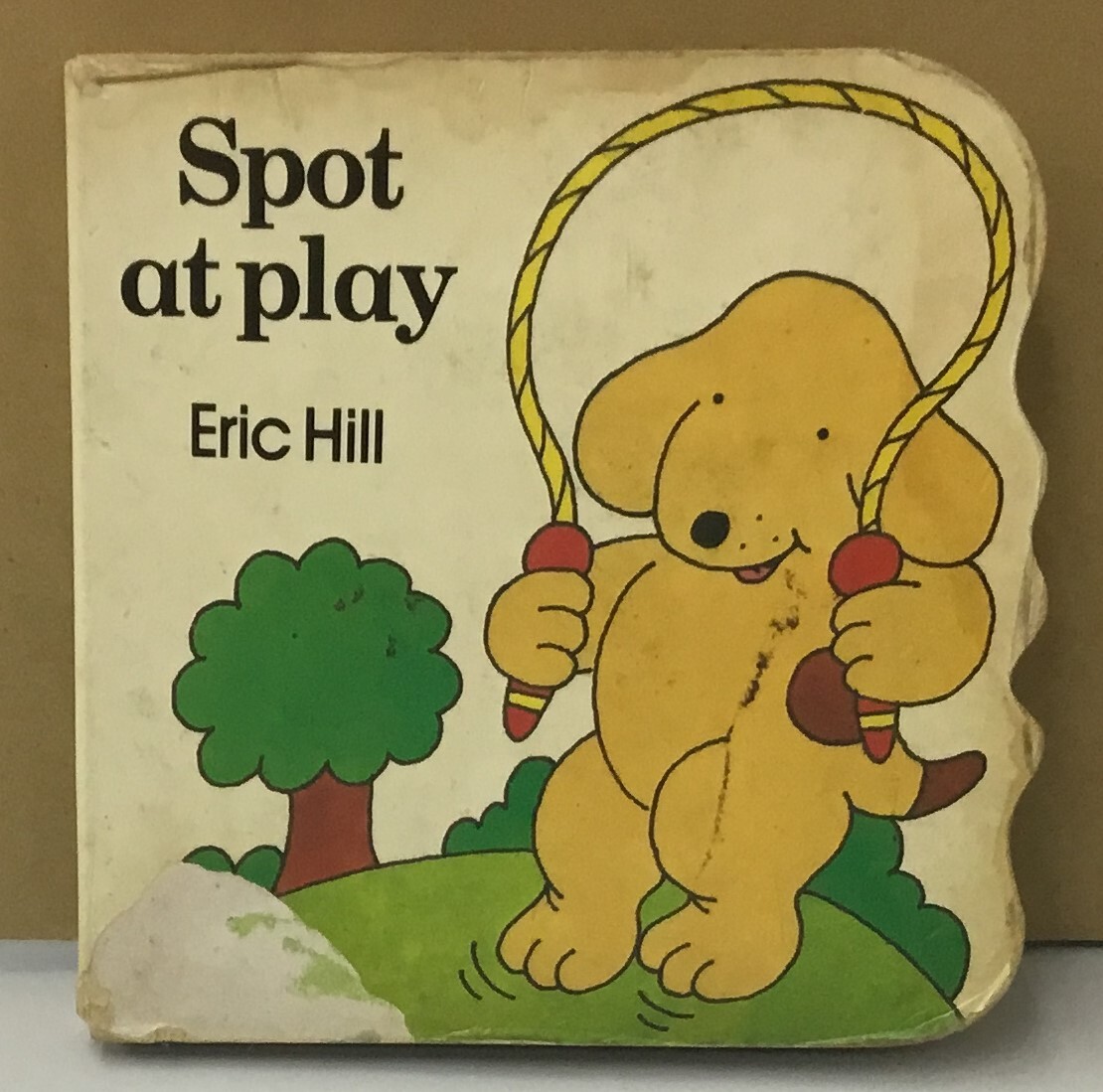 K1003-02　Spot at play Eric Hill　洋書　絵本　Eric Hill　Putnam