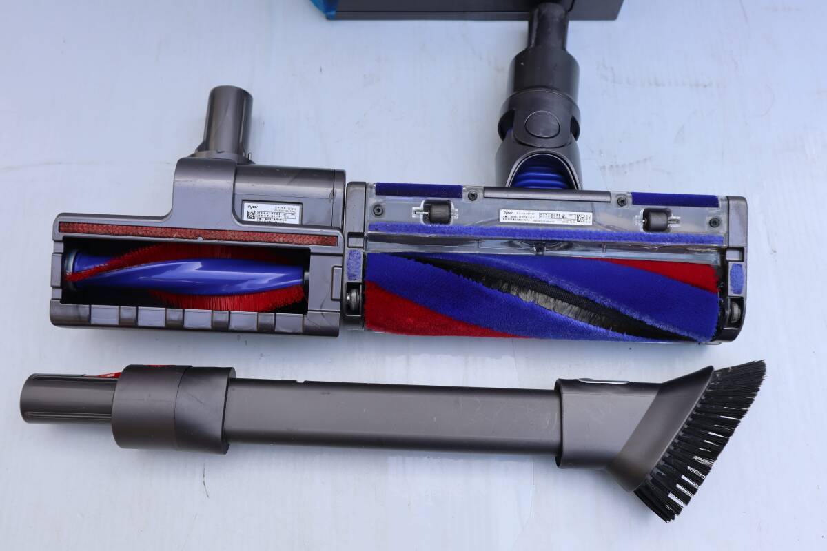 Yahoo!オークション - E7824 Y ダイソン Dyson SV21 掃除機 Yahoo!オークション - E7824 Y ダイソン Dyson SV21 掃除機