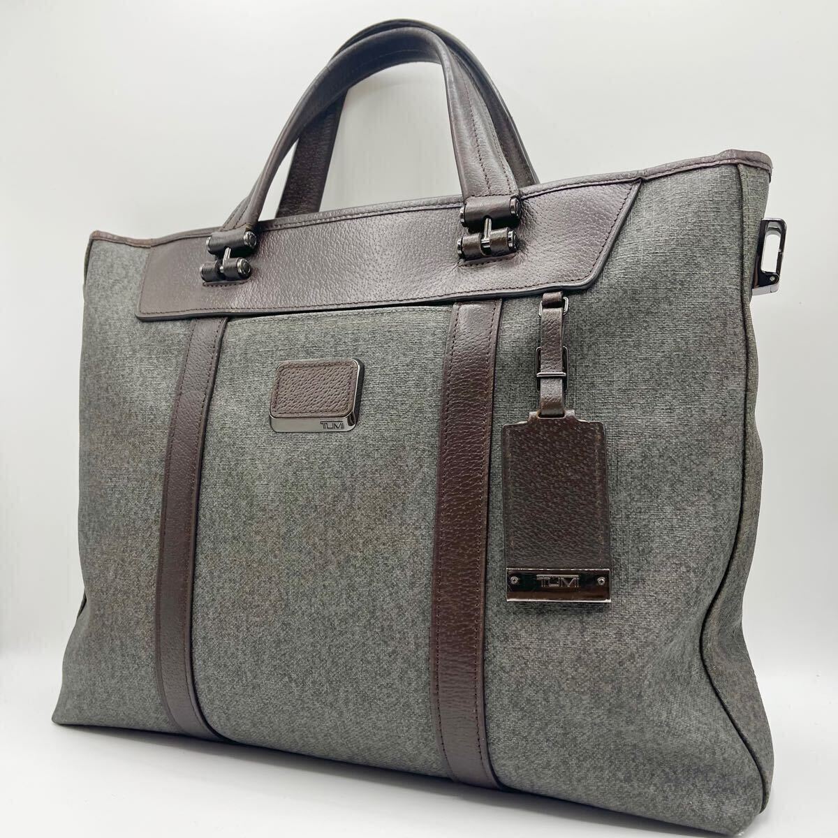 【入手困難】TUMI トゥミ ブリーフケース ビジネスバッグ ダークグレー ダークブラウン 33233EG PVC レザー A4 メンズ 希少 高級感 灰色 茶