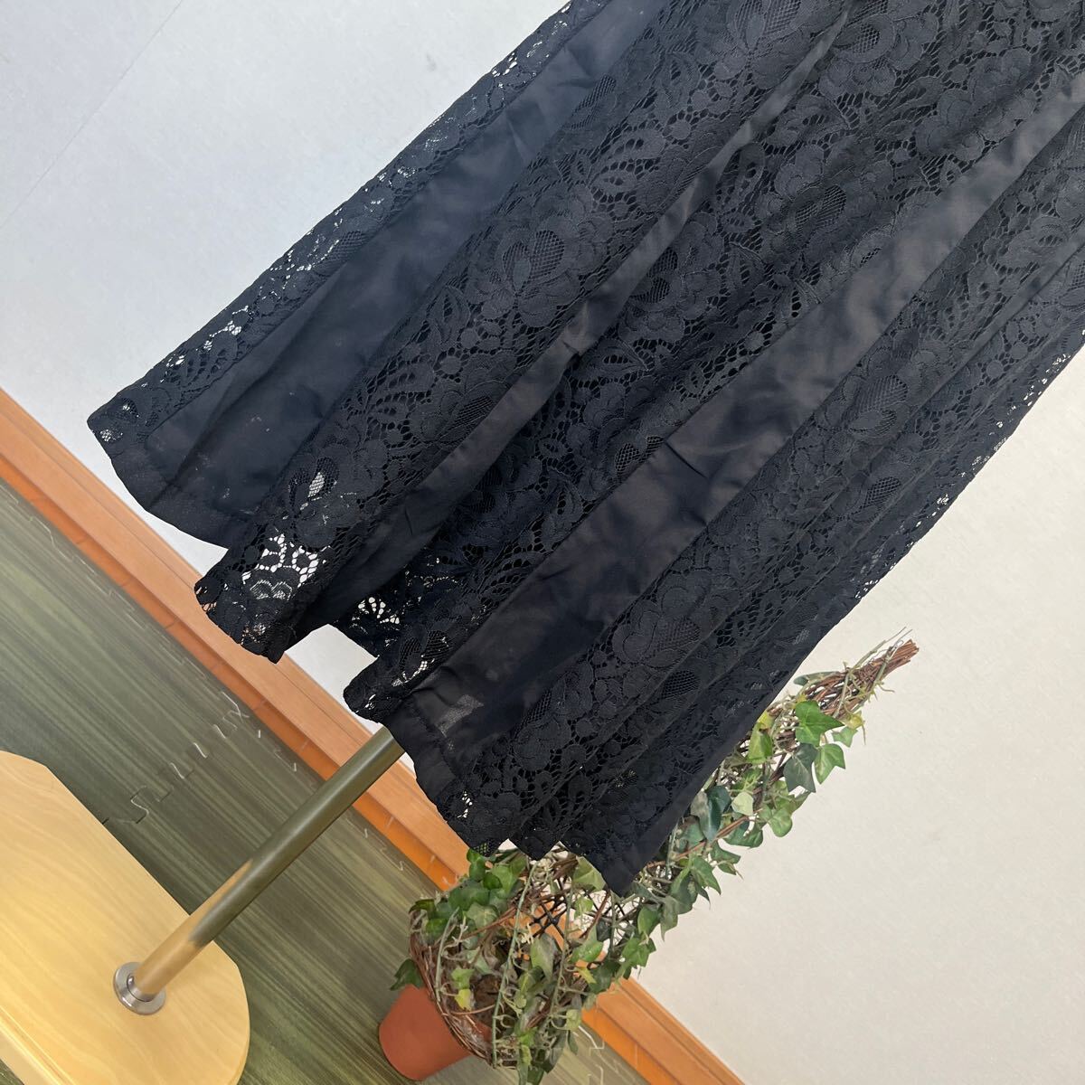 11-6新品　花柄レースロングマーメイドスカート　ロング丈レースフレアスカートジップアップスタイルアップ 　黒ブラック　9號　Ｍ　
