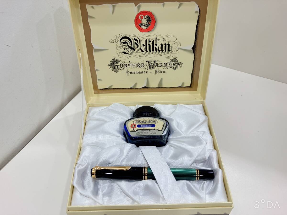◆【ほぼ未使用】Pelikan　ペリカン 万年筆 F 14C　585　緑縞 スーベレーン 黒天冠　インクと箱付き