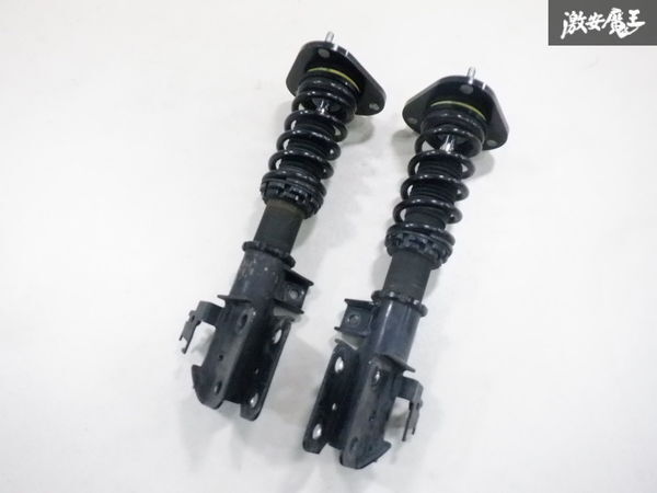 30プリウス車高調 メーカー不明 30プリウスメーカー不明の車高調|パーツ