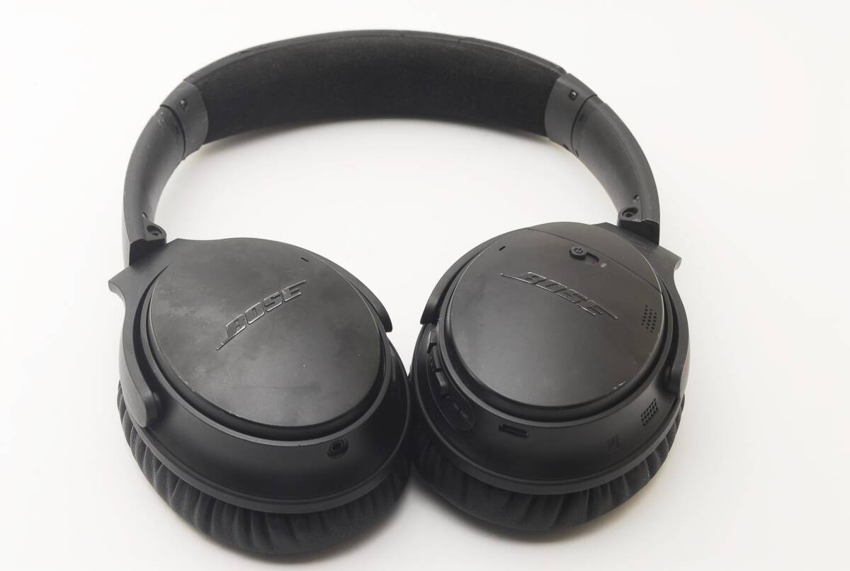 パッド交換済】ボーズ BOSE QuietComfort 35 Ⅱ - ワイヤレスヘッドホン パッド交換済】ボーズ BOSE QuietComfort 35 Ⅱ - ワイヤレスヘッドホン