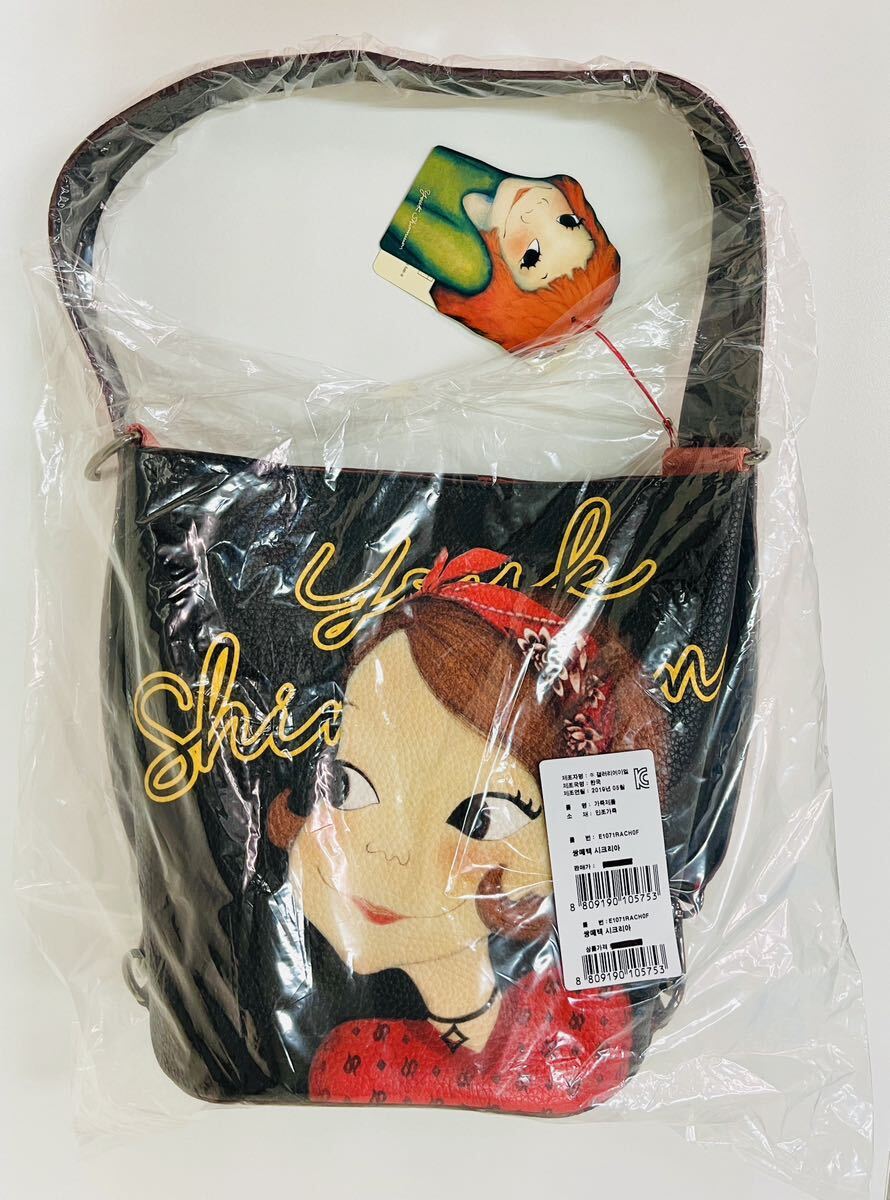 新品 YOUK SHIM WON ユクシムウォン ショルダーバッグ シック 新品 YOUK SHIM WON ユクシムウォン ショルダーバッグ シック