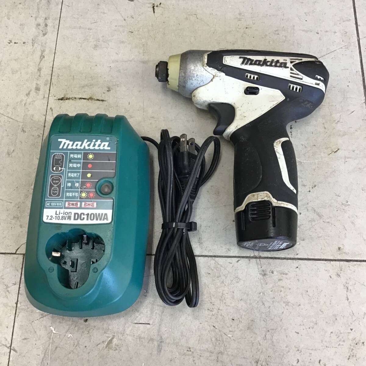 【現状品】マキタ/makita コードレスインパクトドライバー TD090DWSPW ■送料無料・代引き・店頭受取対応■