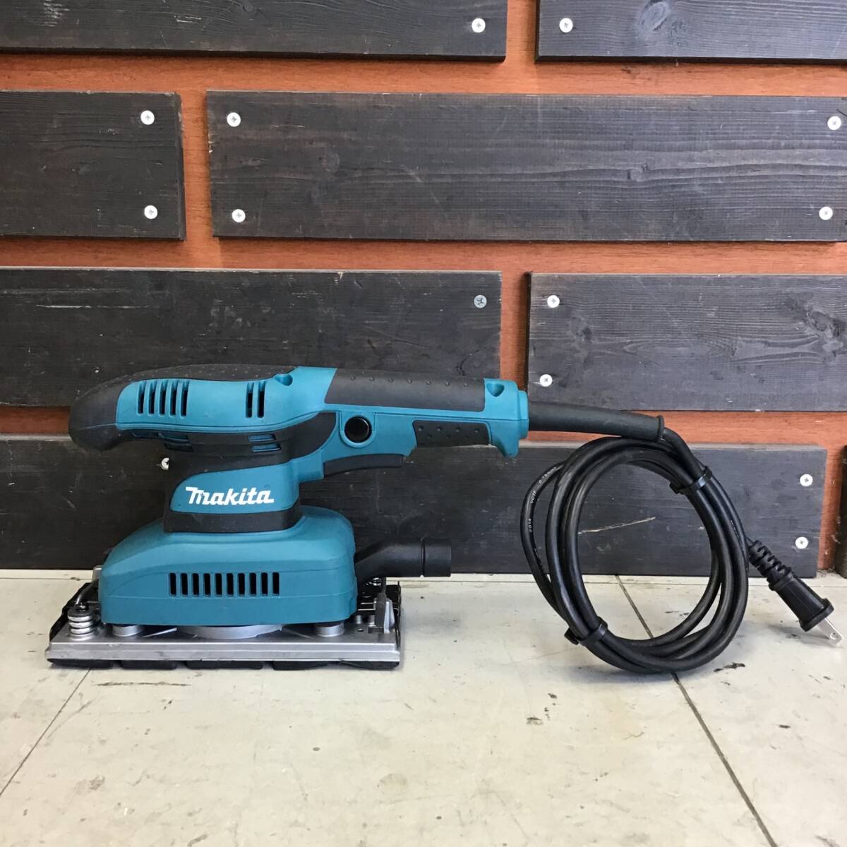 【中古品】 マキタ/makita 仕上サンダ BO3710 ■送料無料・代引き・店頭受取対応■