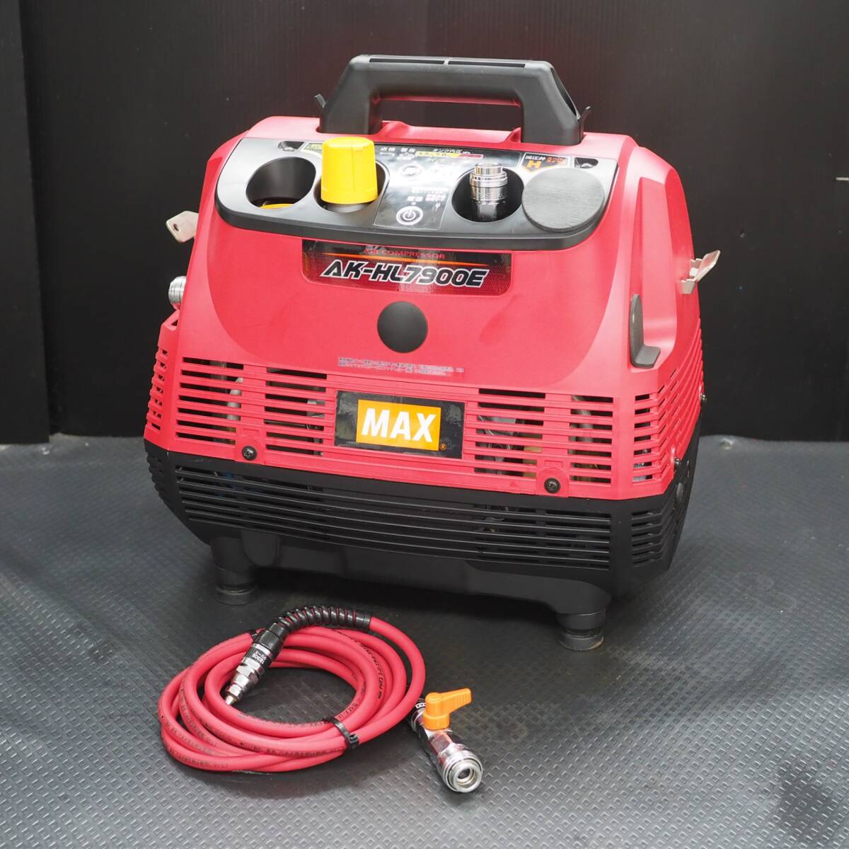 【中古品】マックス/MAX エアコンプレッサー AK-HL7900E　高圧補助タンク供給用モデル■送料無料・代引き・店頭受取対応■