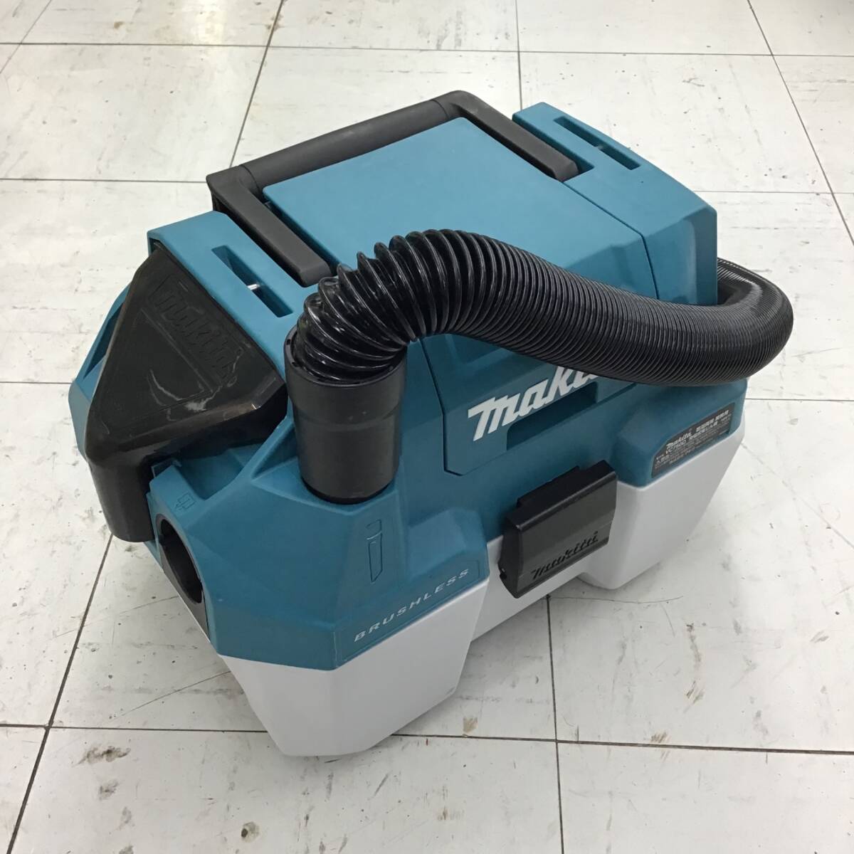 【中古品】 マキタ/makita コードレス集じん機 乾湿両用・VC750DZ ■送料無料・代引き・店頭受取対応■