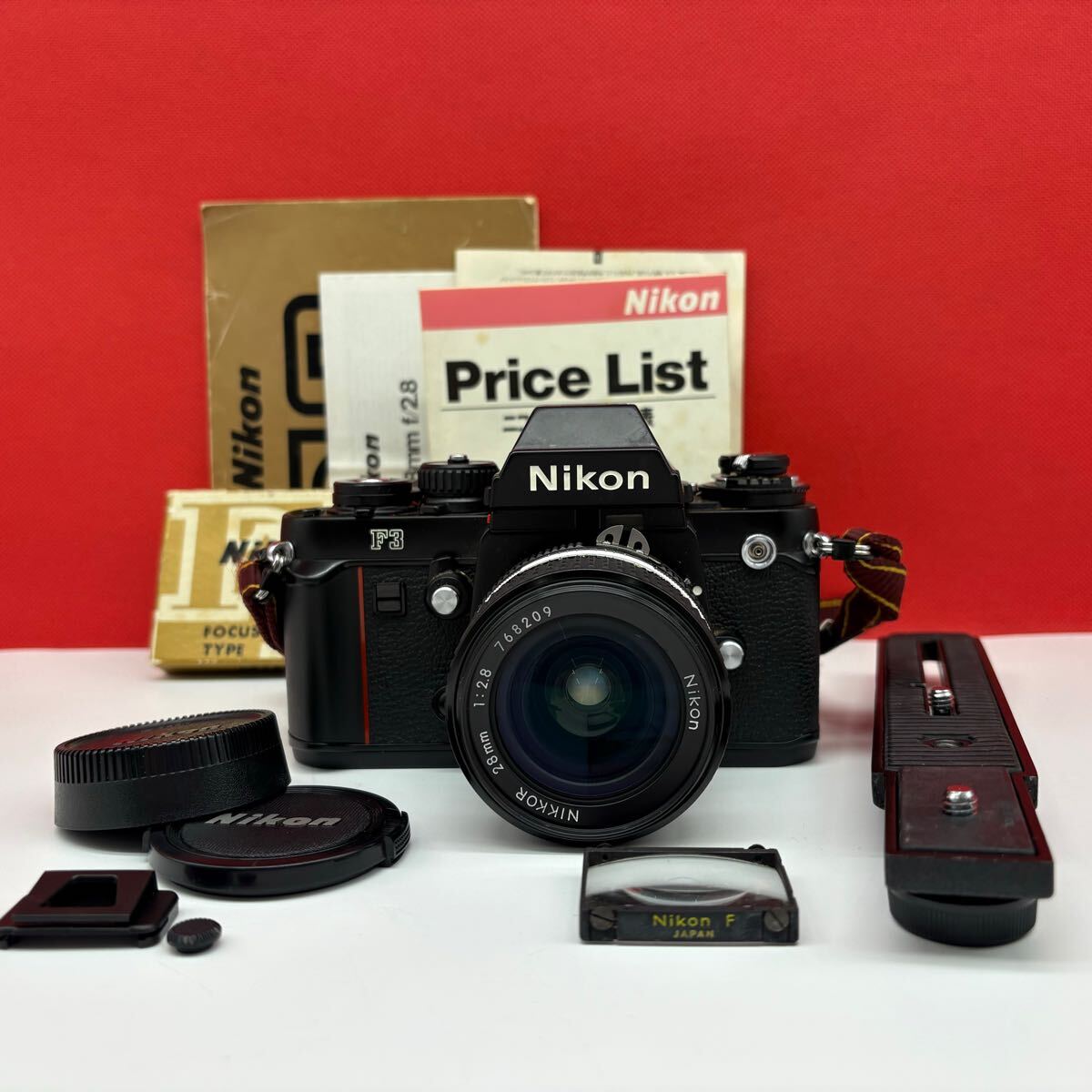 Nikon F3 フィルムカメラ NIKKOR 28mm きく f/2.8 Nikon F3 フィルムカメラ NIKKOR 28mm きく f/2.8