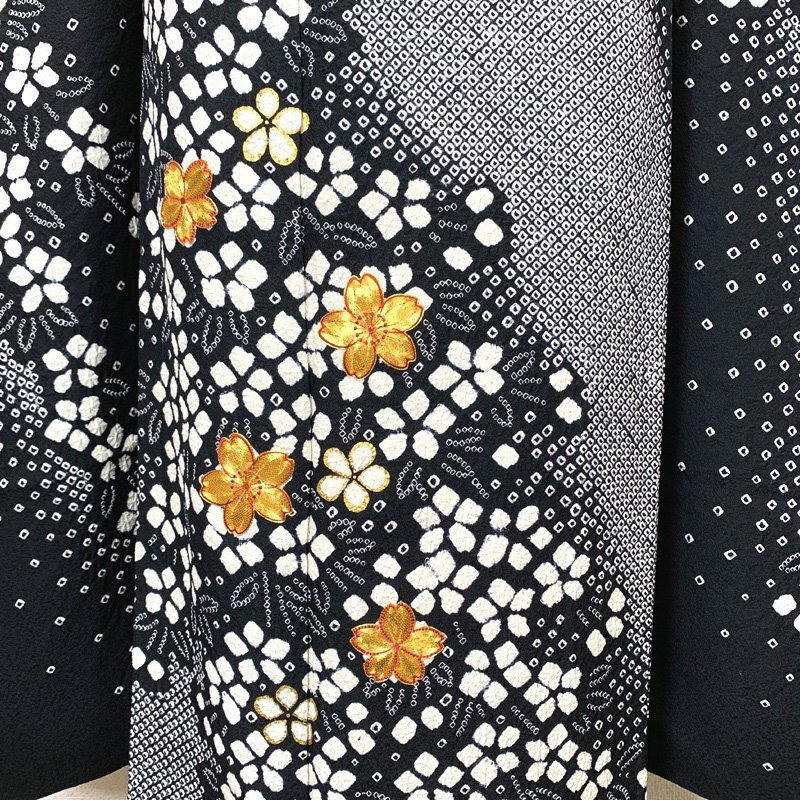 0 кимоно March 0 кимоно ... обращение . кимоно с длинными рукавами диафрагмирования золотой пешка вышивка золотая краска Sakura цветок чёрный 0 прекрасный товар день совершеннолетия свадьба 410z28