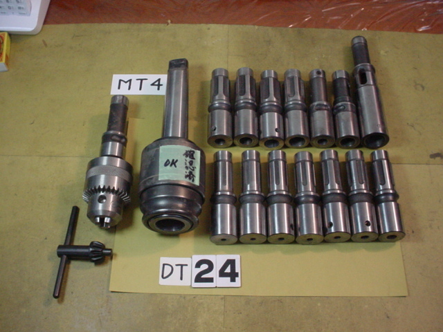 DT24-4 シャンクMT4 コレット15個付 ドリルタッパーセット BIG DT24-4 シャンクMT4 コレット15個付 ドリルタッパーセット BIG