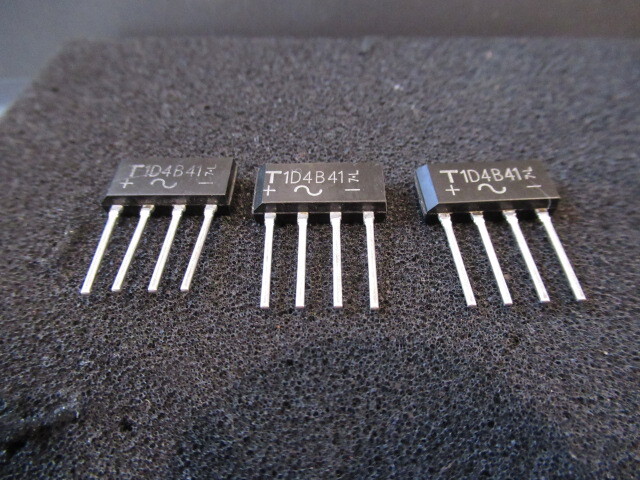 【未使用 長期保管品】ブリッジダイオード 整流器 東芝 1D4B41 3個セット_画像3