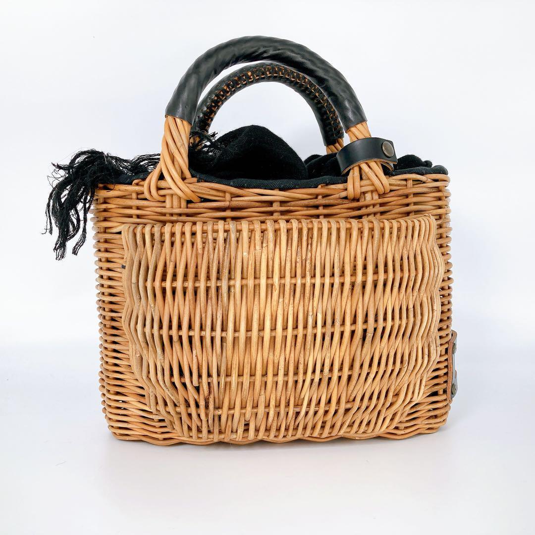 美品】定価81500円 エバゴス ebagos 籐ポケット付きカゴバッグ 美品】定価81500円 エバゴス ebagos 籐ポケット付きカゴバッグ