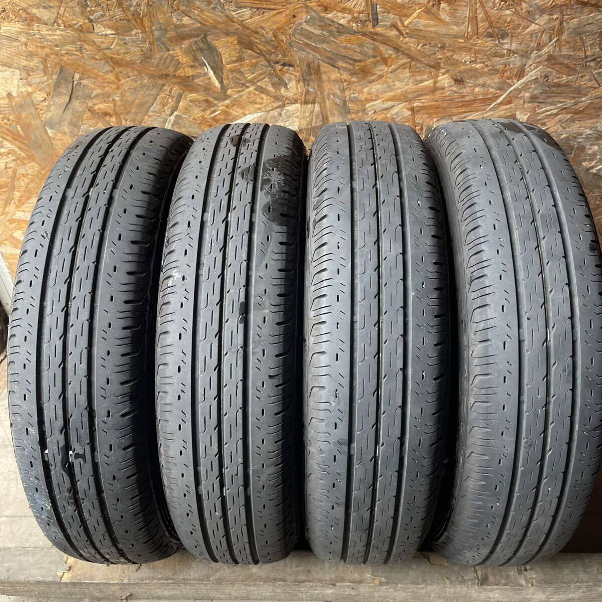 バリ山 BRIDGESTONE ブリヂストン ブリジストン VRX 155/65R14 バリ山 BRIDGESTONE ブリヂストン ブリジストン VRX 155/65R14