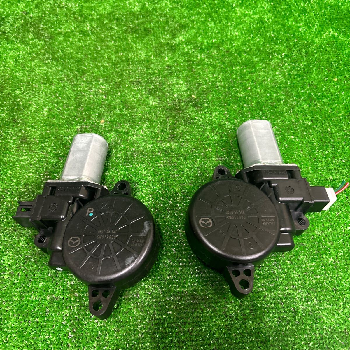 DE3FSデミオ フロント左右　ドアレギュレーターモーター　送料650円　13-4