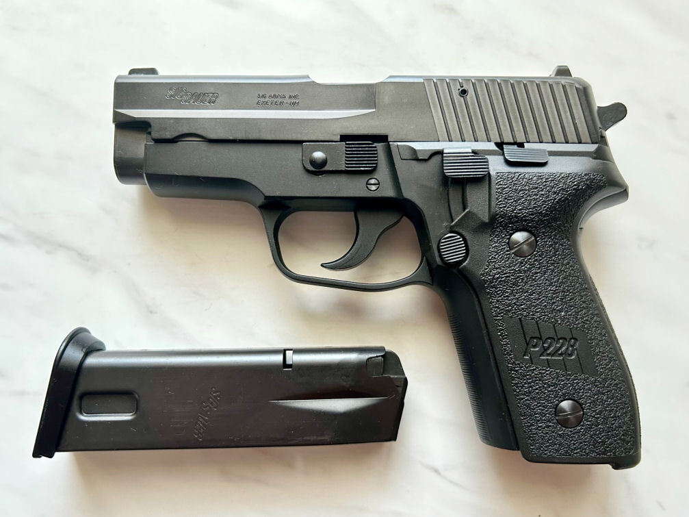 タナカ SIG P228 EVO2 frame HW 未発火品 タナカ SIG P228 EVO2 frame HW 未発火品