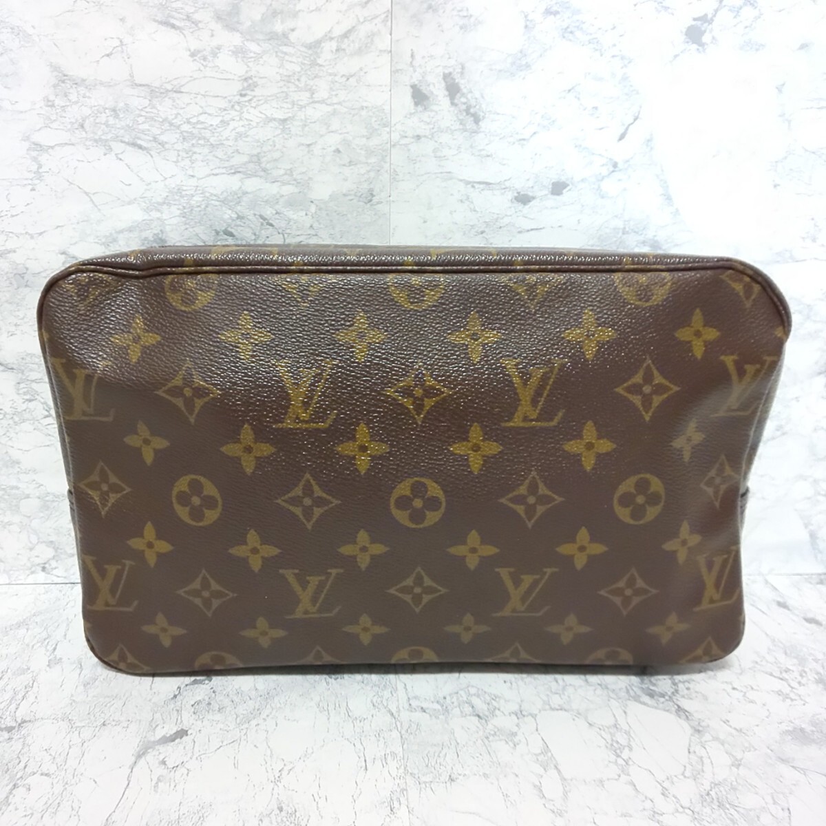 極美品】LOUIS VUITTON モノグラム トゥルーストワレット28 極美品】LOUIS VUITTON モノグラム トゥルーストワレット28