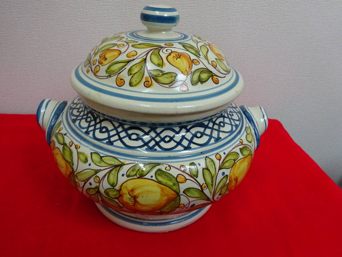 ■□イタリア　グッビオ　蓋つき　陶器　壺　花器　入れ物　持ち手つき　手描き　インテリア　□■