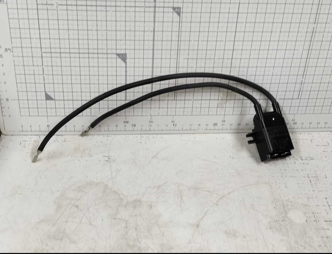 1-〔給湯器〕リンナイ/点火トランス/イグナイタ/スパーカ-/ダブル/M-3102/AC100v/動作OK!!/中古部品