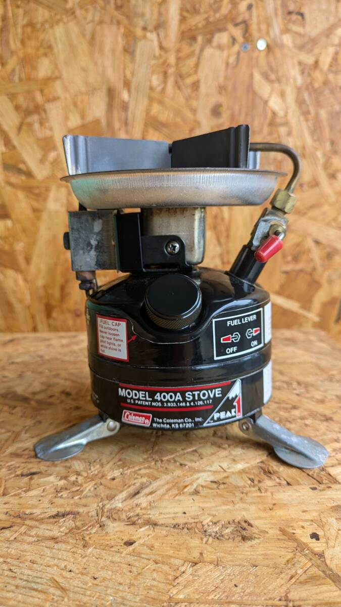 コールマン　PEAK1 MODEL 400A STOVE（1986年1月製） Coleman 400A Peak1 1986 Stove, A quick look before putting