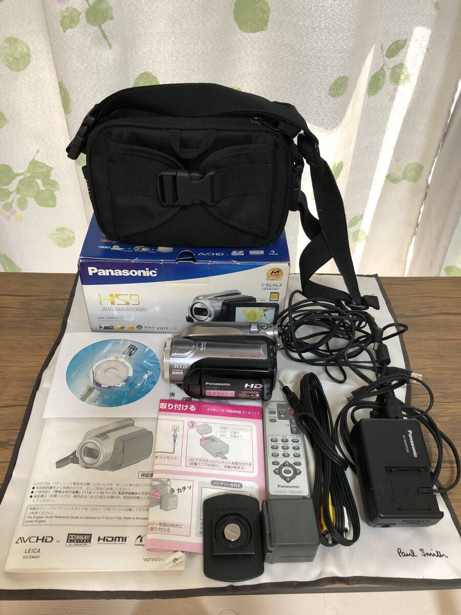 ビデオカメラ2台まとめ売り】Panasonic HC-V520M・SANYO 清々 ビデオカメラ2台まとめ売り】Panasonic HC-V520M・SANYO 清々