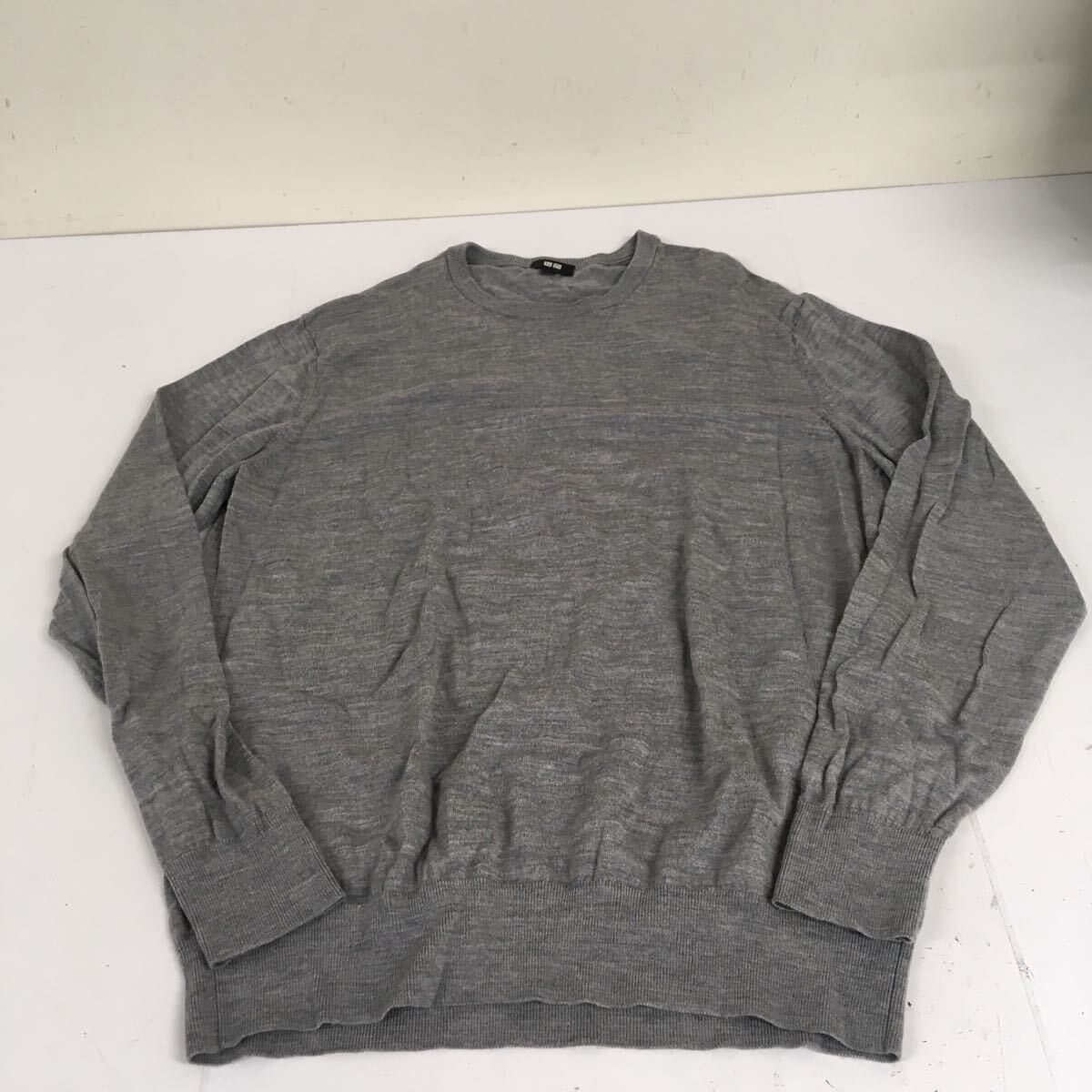 送料無料★UNIQLO ユニクロ★ウールニット　セーター★グレー★メンズ　XLサイズ★長袖ニット #61003san