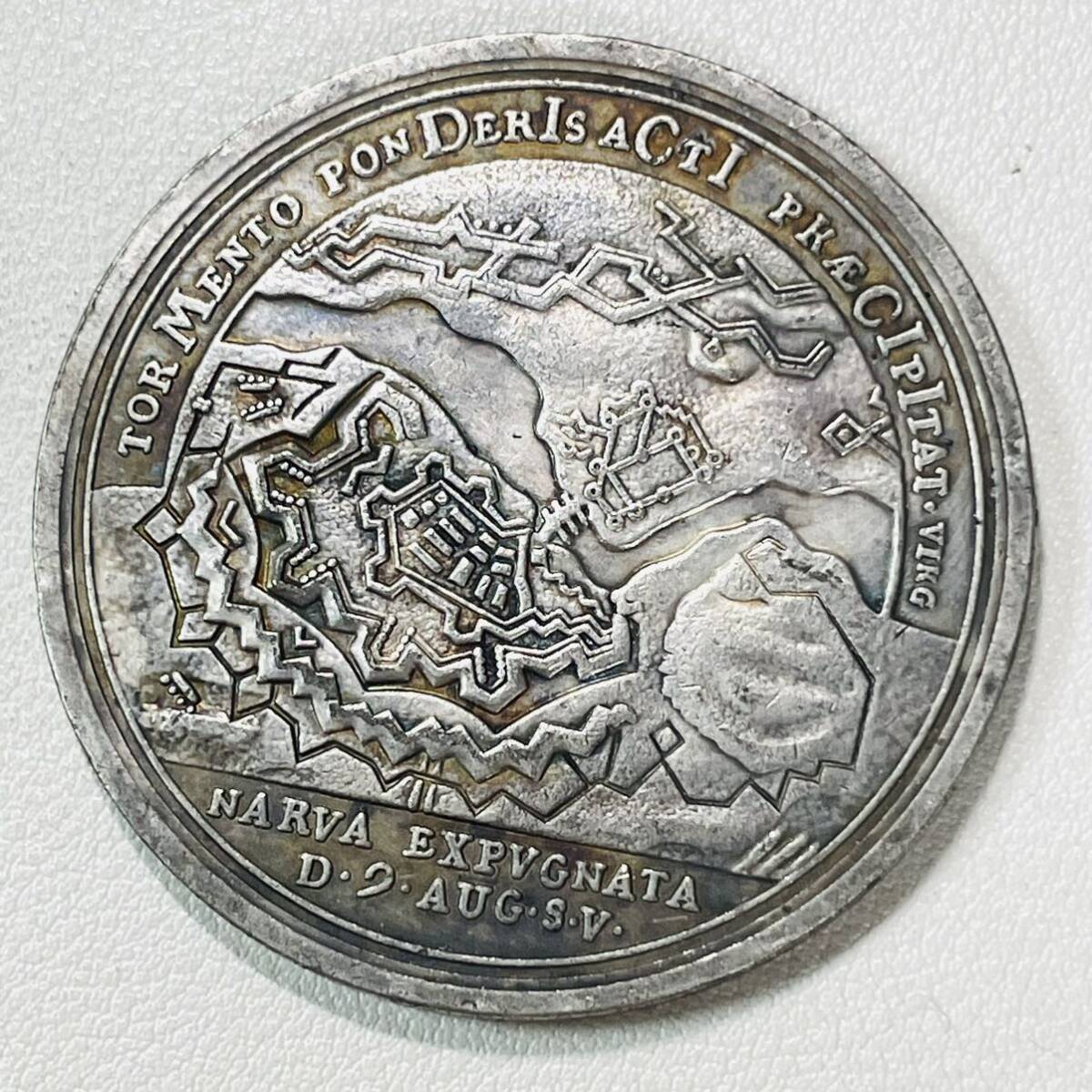 ロシア 硬貨 古銭 ピョートル1世 1704年 北方戦争 ナルヴァ占領記念 要塞の地図 記念幣 コイン 重39.95g 銀貨
