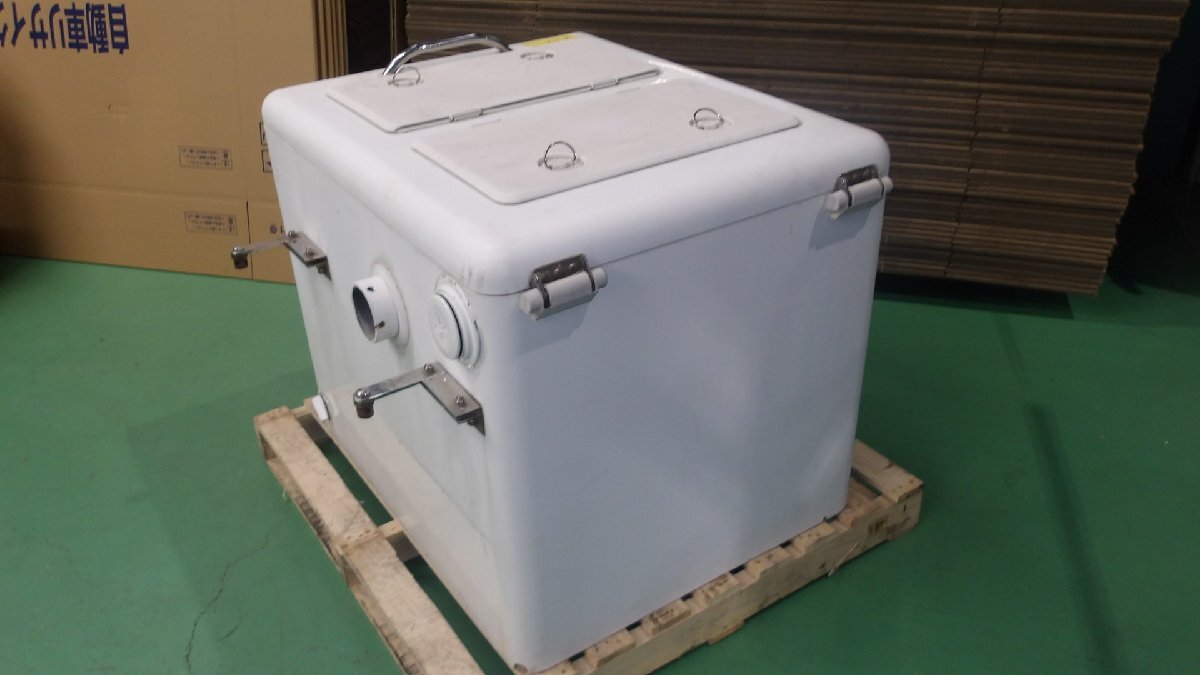 個人宅配不可】中古 FRP 船生簀 イケス イケマ 水槽 ハッチ 蓋 個人宅配不可】中古 FRP 船生簀 イケス イケマ 水槽 ハッチ 蓋