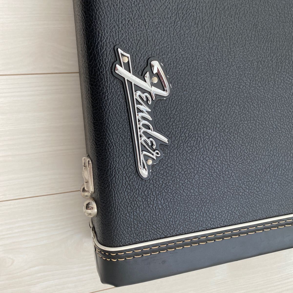 Fender ハードケース エレキギター用｜Yahoo!フリマ（旧PayPay