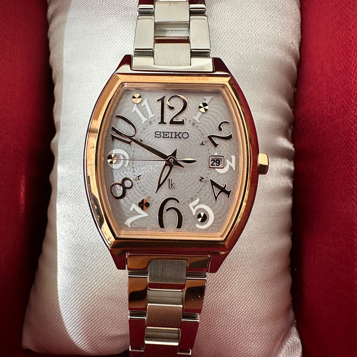 UTN709 【美品★】SEIKO セイコー LUKIA ルキア SSVW050 電波ソーラー レディース腕時計 1B22-0BB0 ワールドタイム 動作未確認 現状品