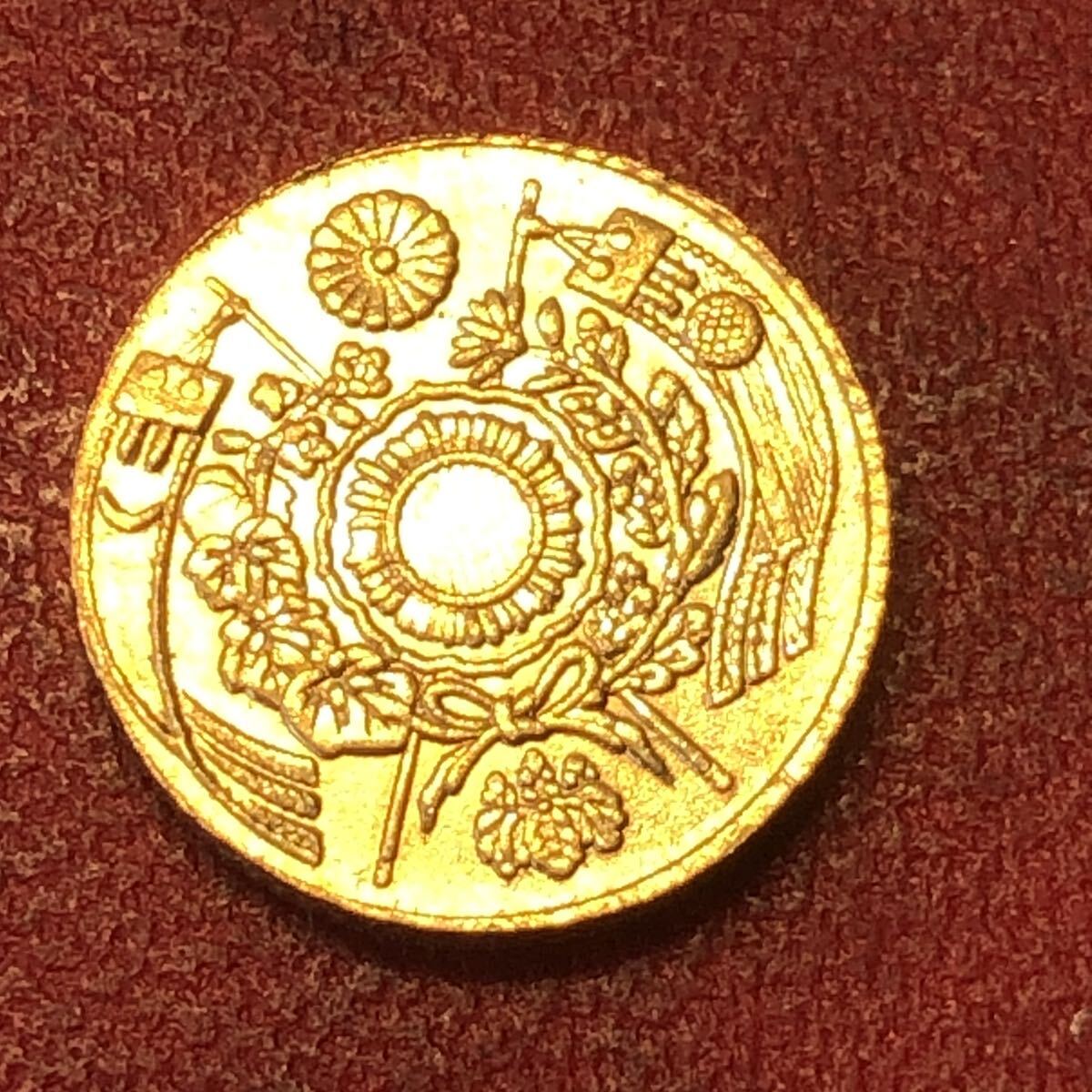 一圓金貨 明治9年 菊紋 旧一円金貨 後期 近代硬貨 コイン 日本古銭 Yahoo!オークション - 一圓 古銭 金貨 大日本 明治9年 菊紋 小型