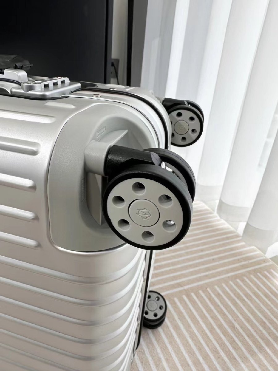 RIMOWA Rimowa Original Cabin Twist оригинал кабина машина внутри принесенный для чемодан чемодан 21 дюймовый 35 литров б/у T