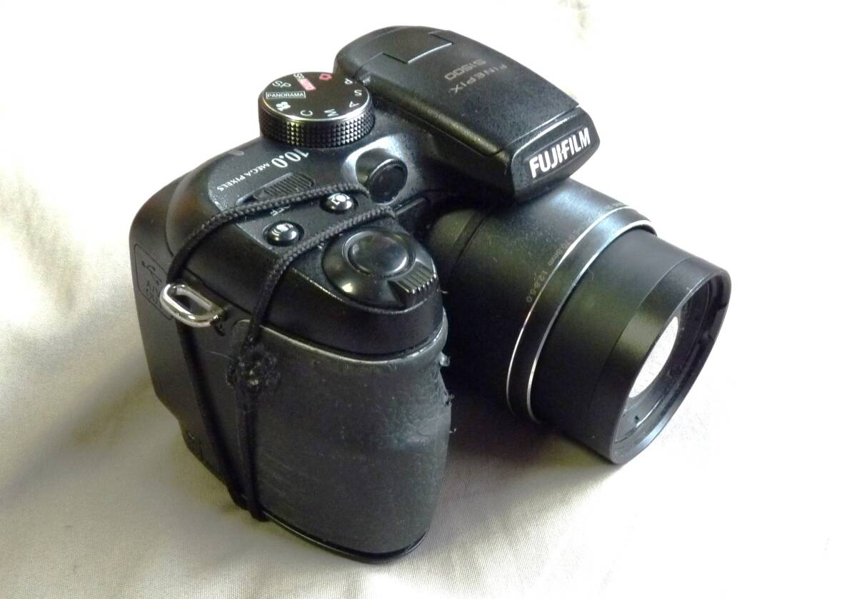 [FINEPIX S1500]USED