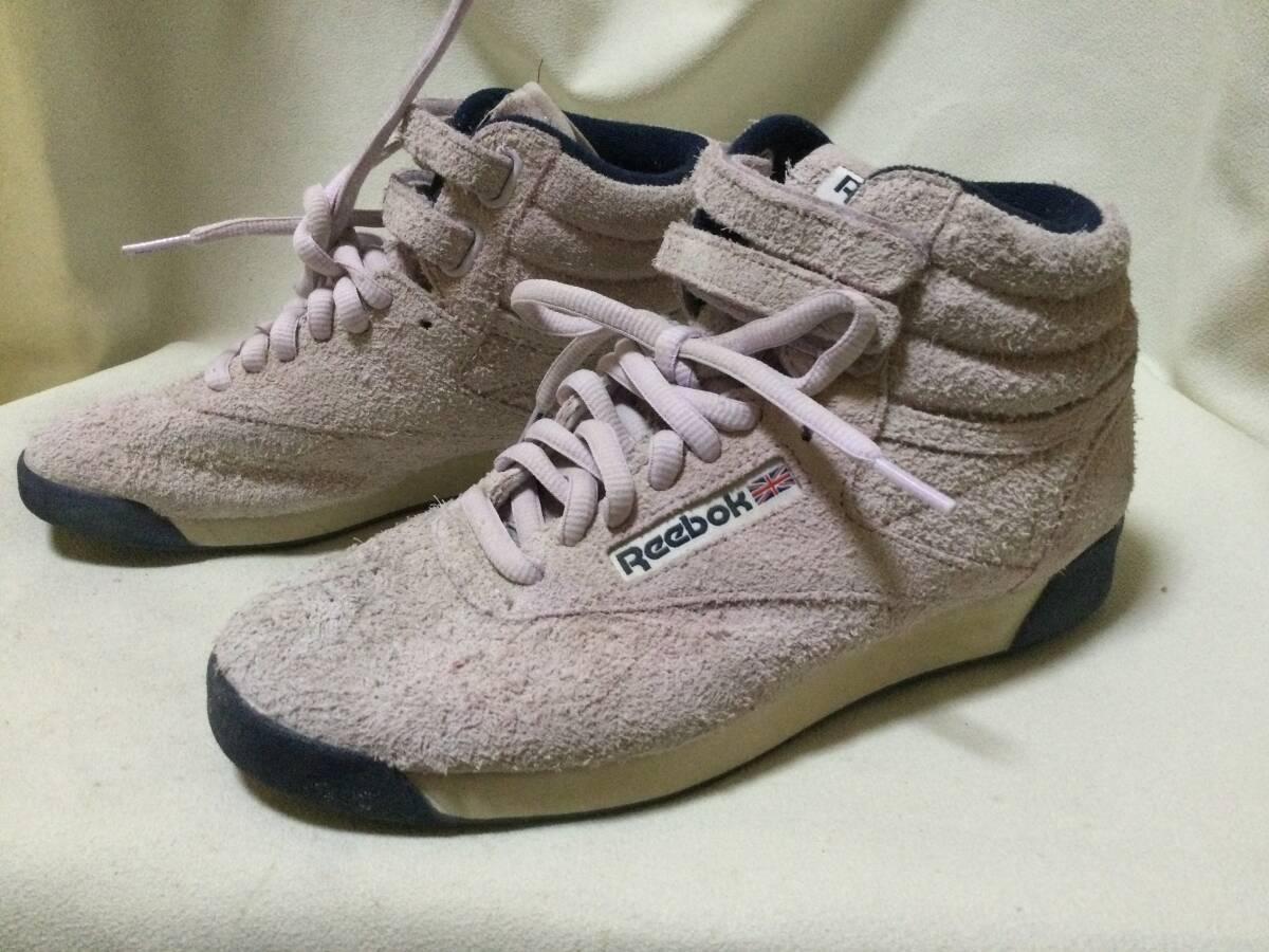 C2759 REEBOK 23,5. light purple is ikatto sneakers 