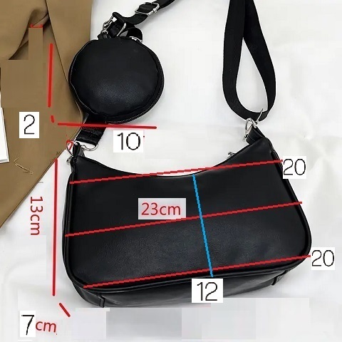 ショルダーバッグ　　PUレザー　black