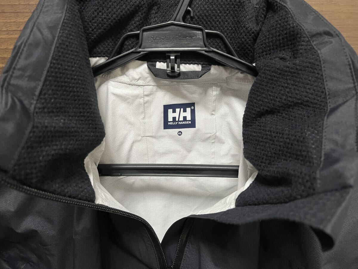 サイズXL 新品 タグなし ブラック HELLY HANSEN Brisk Light サイズXL 新品 タグなし ブラック HELLY HANSEN Brisk Light